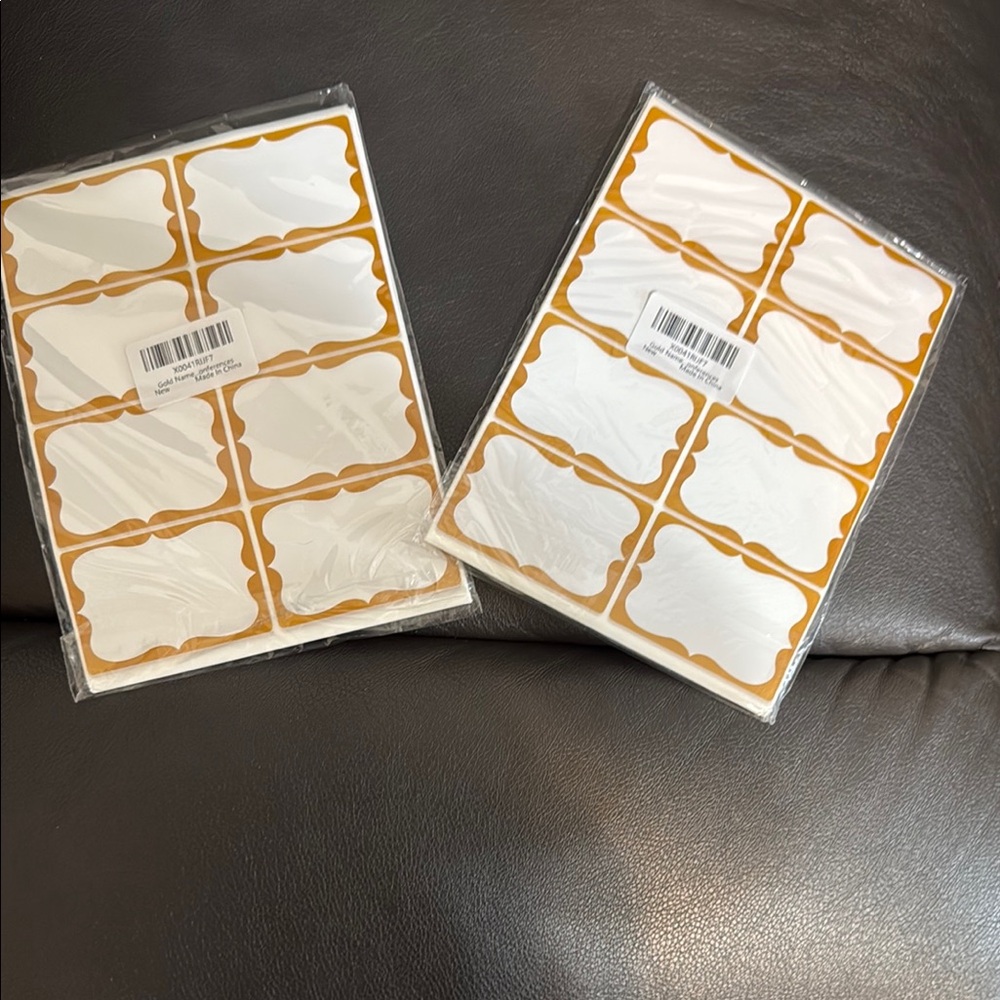 Gold and White Office Labels for Elegant Organization